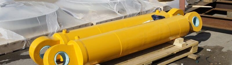 large yellow links on pallet